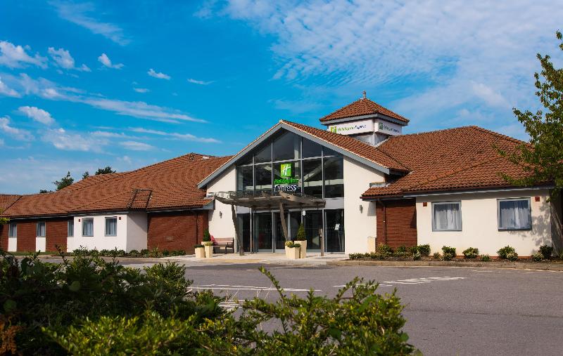 Holiday Inn Express Portsmouth - North - Genel