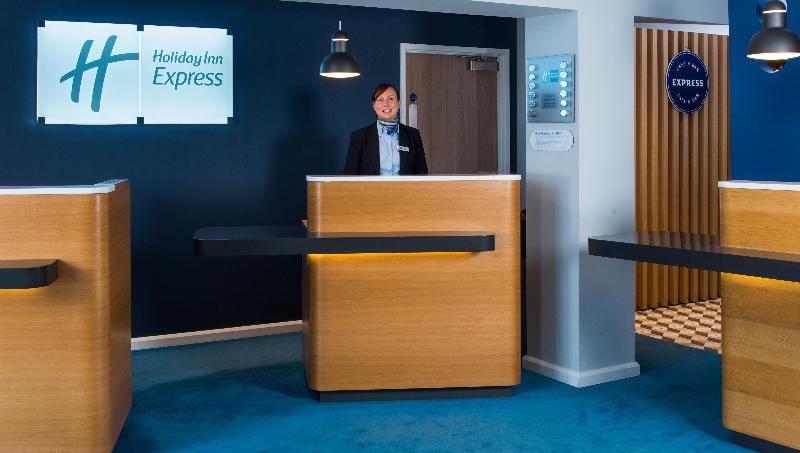 Holiday Inn Express Portsmouth - North - Genel