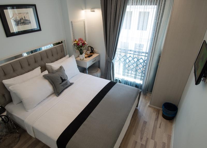 Primero Hotel - Oda