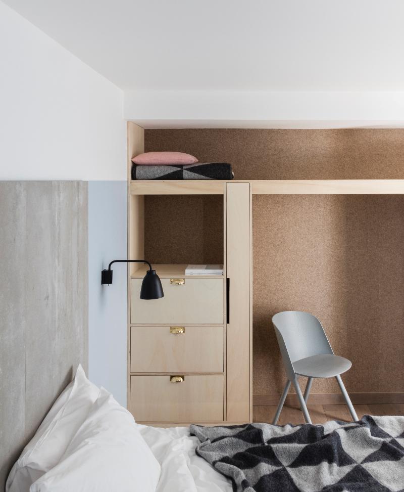 Leman Locke, Aldgate - Oda