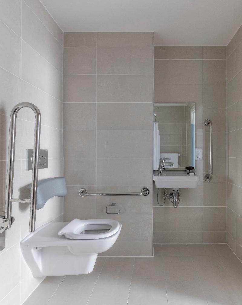 Leman Locke, Aldgate - Oda
