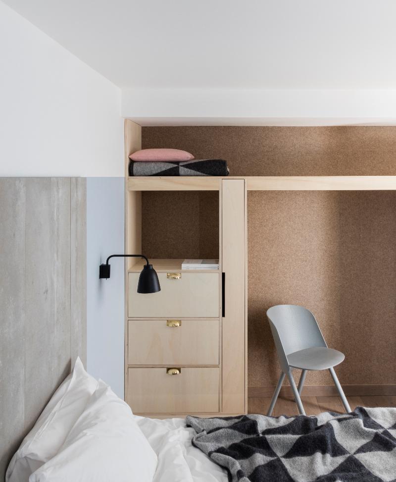 Leman Locke, Aldgate - Oda