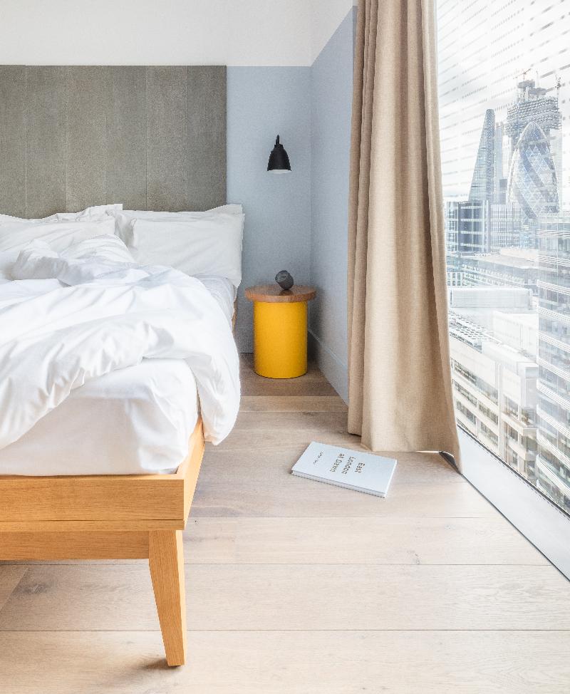 Leman Locke, Aldgate - Oda
