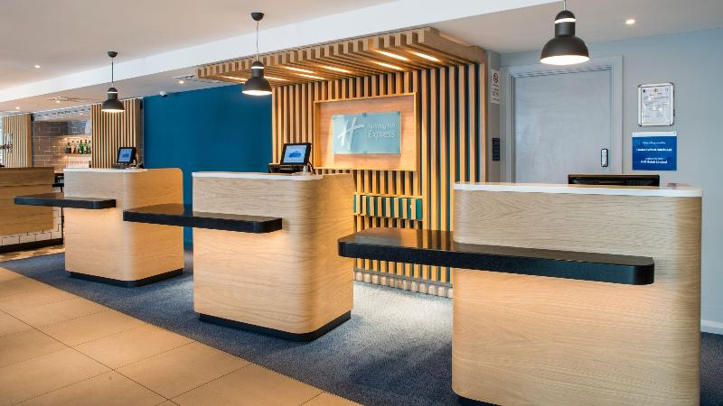 Holiday Inn Express Oxford - Kassam Stadium - Lobi