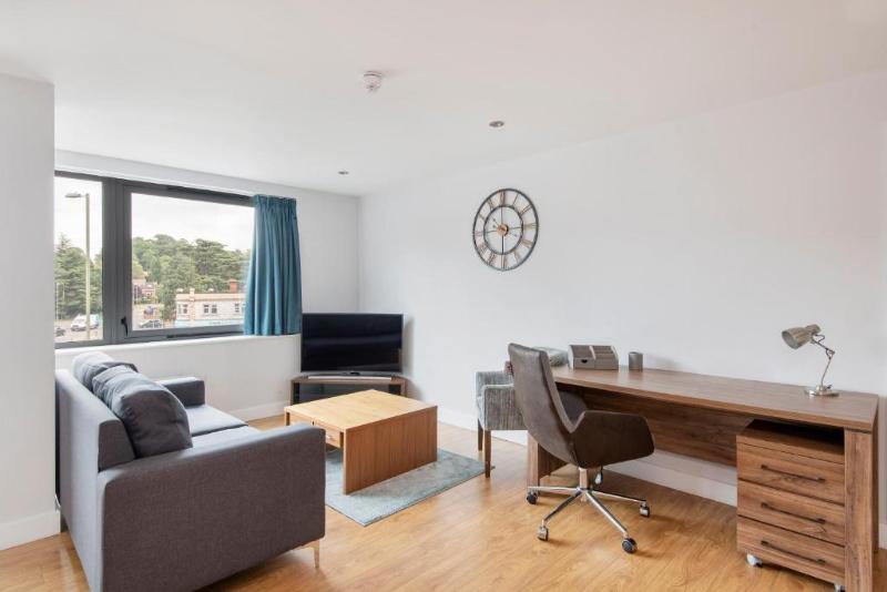 HQ Aparthotel Farnborough - Oda