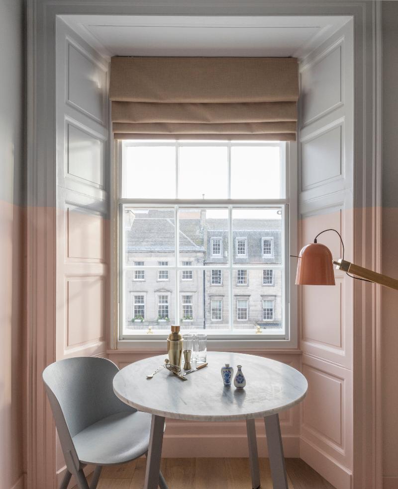 Eden Locke, George Street - Oda