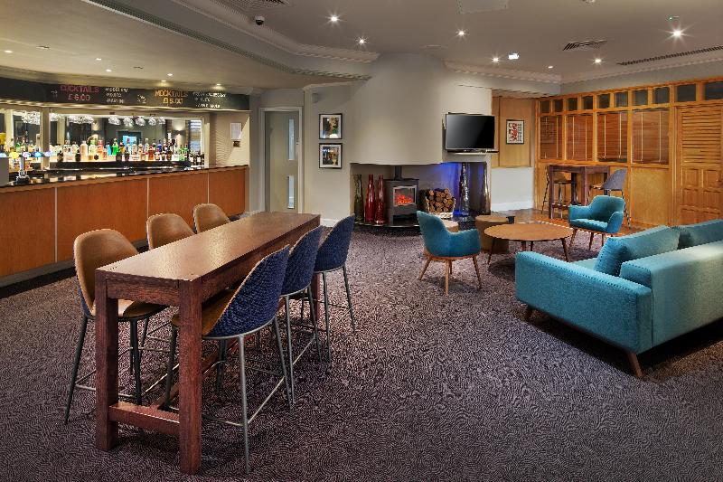 DoubleTree by Hilton Manchester Airport - Bar