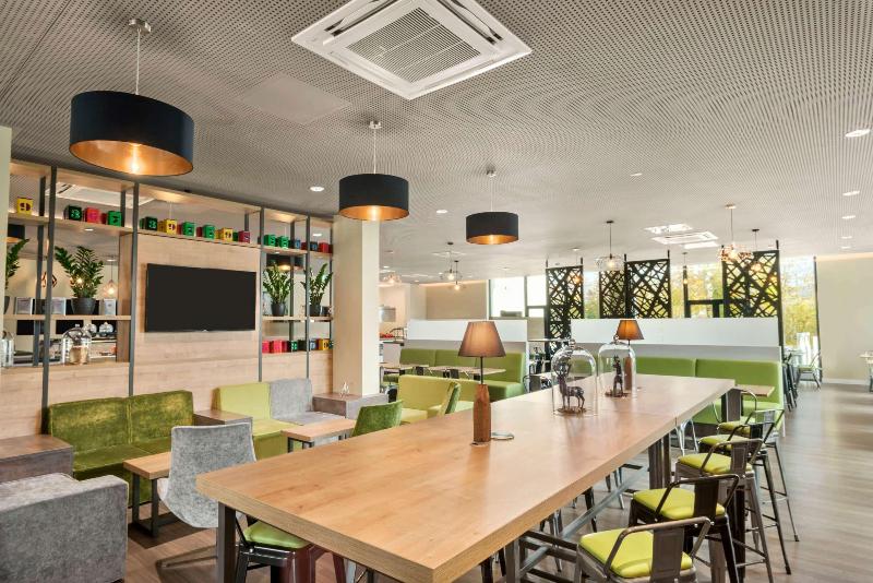 Super 8 by Wyndham Munich City North - Bar
