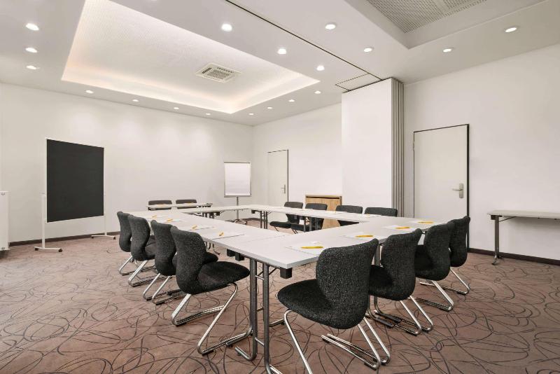 Super 8 by Wyndham Munich City North - Toplantı
