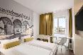 Super 8 by Wyndham Munich City North oda fotoğrafı