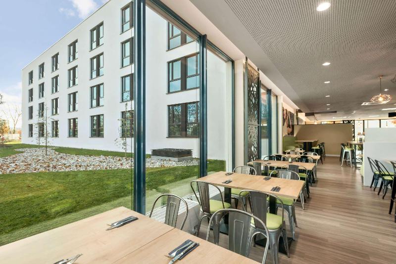 Super 8 by Wyndham Munich City North - Restoran