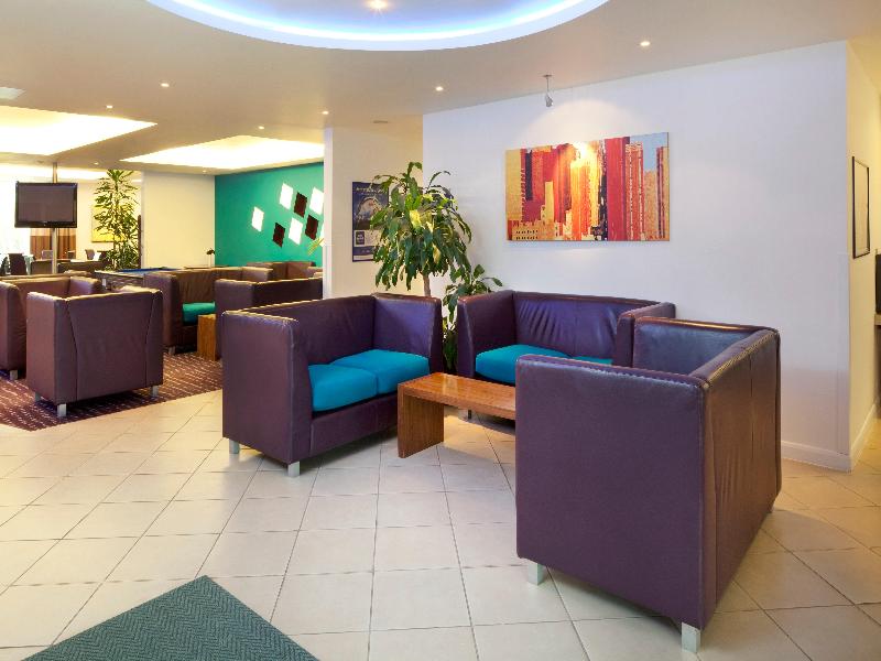 Holiday Inn Express Cambridge - Lobi