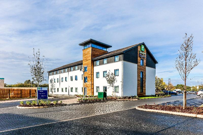 Holiday Inn Express Cambridge - Genel