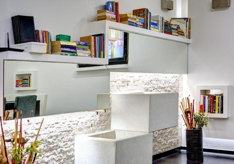 Boutique 36 Hotel Sarajevo - Lobi
