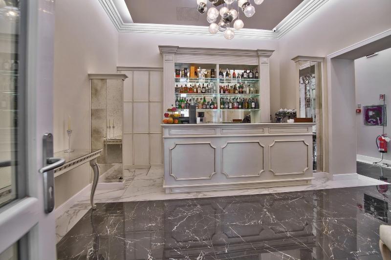 The Moon Boutique Hotel - Bar