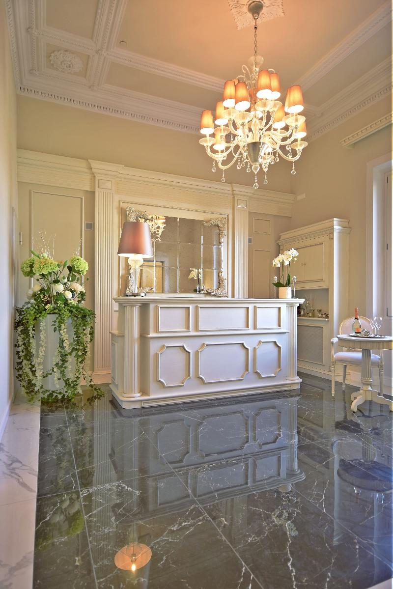 The Moon Boutique Hotel - Lobi