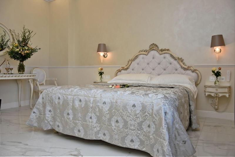 The Moon Boutique Hotel - Oda