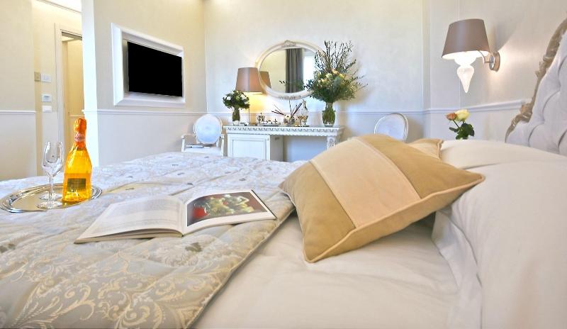 The Moon Boutique Hotel - Oda