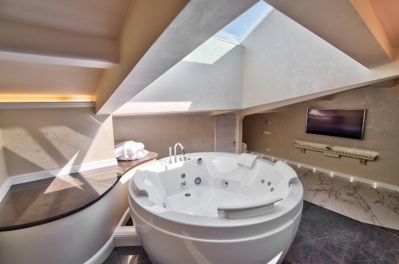 The Moon Boutique Hotel - Oda