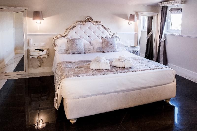The Moon Boutique Hotel - Oda