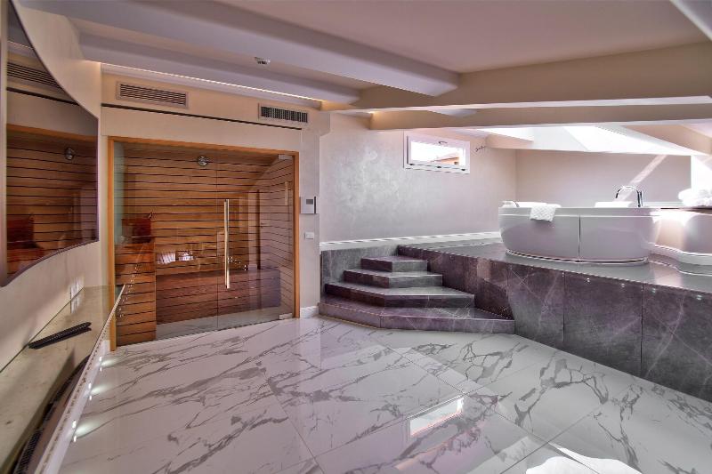 The Moon Boutique Hotel - Oda