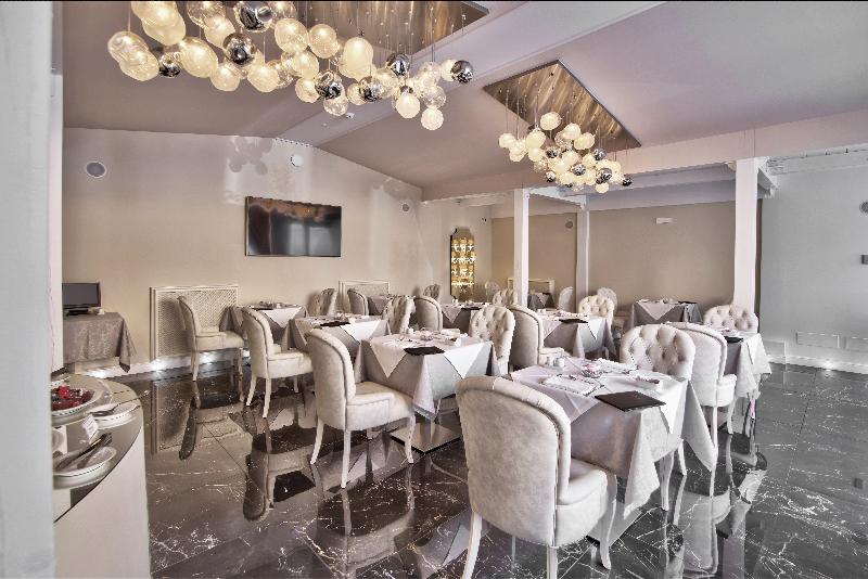 The Moon Boutique Hotel - Restoran
