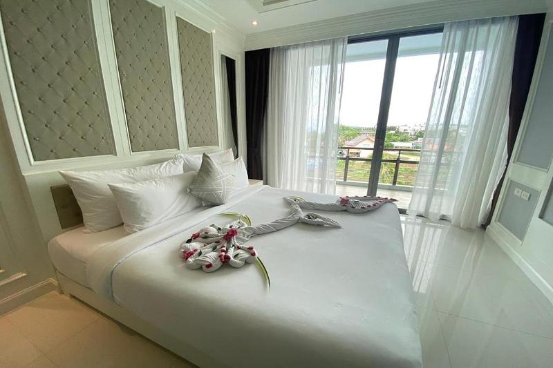 Aqua Resort Phuket Near Beach by ZUZU - Oda