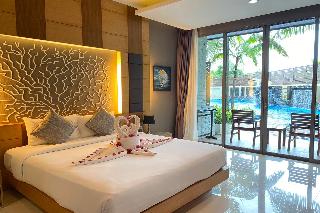 Aqua Resort Phuket Near Beach by ZUZU fotoÄŸrafÄ±
