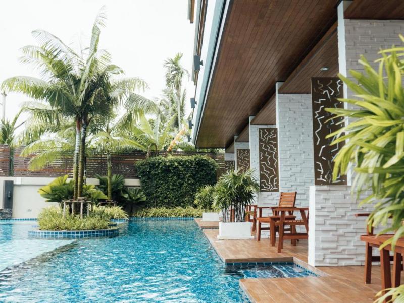 Aqua Resort Phuket Near Beach by ZUZU - Oda