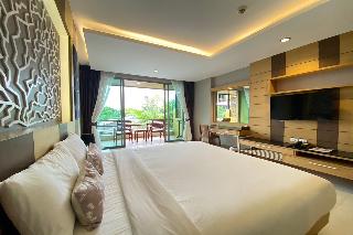 Aqua Resort Phuket Near Beach by ZUZU fotoÄŸrafÄ±