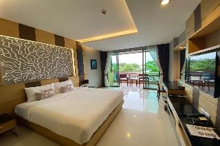 Aqua Resort Phuket Near Beach by ZUZU fotoÄŸrafÄ±