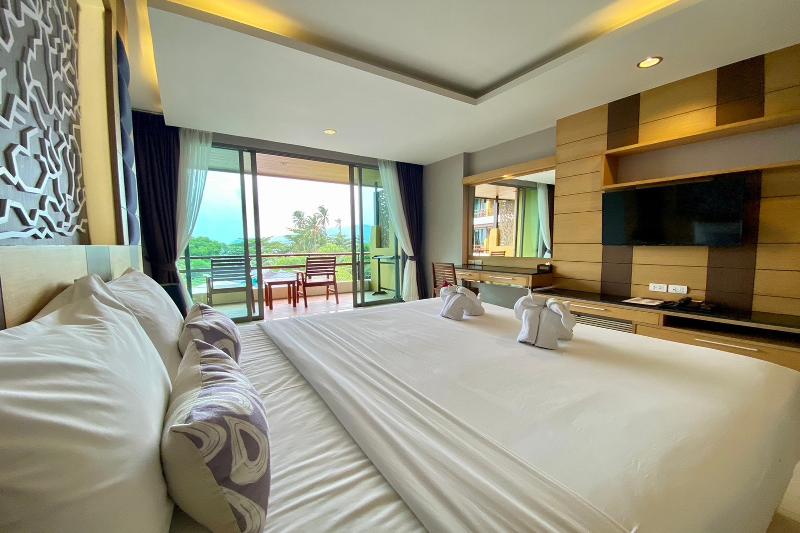 Aqua Resort Phuket Near Beach by ZUZU - Oda