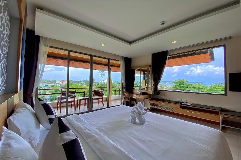 Aqua Resort Phuket Near Beach by ZUZU - Oda