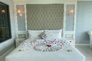 Aqua Resort Phuket Near Beach by ZUZU fotoÄŸrafÄ±