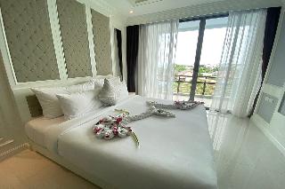 Aqua Resort Phuket Near Beach by ZUZU fotoÄŸrafÄ±