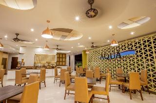 Aqua Resort Phuket Near Beach by ZUZU fotoÄŸrafÄ±