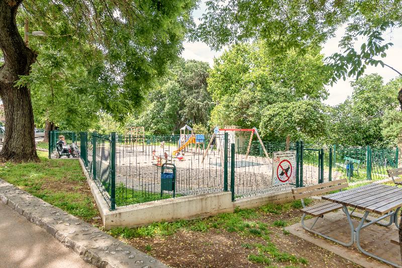 Porta Adriatica - Aktivite