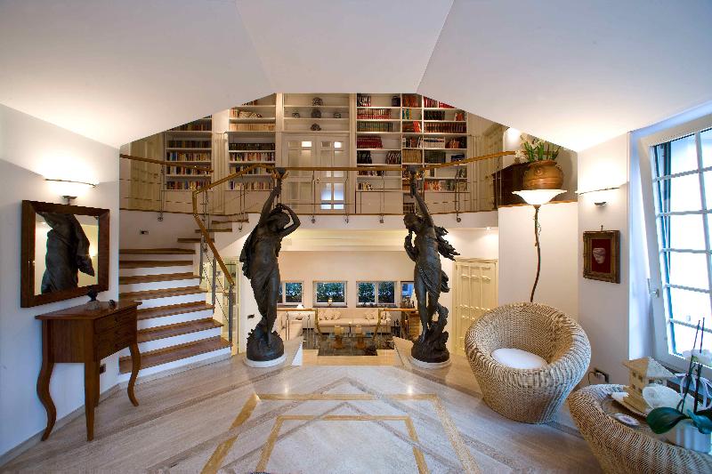 Villa Jewel - Lobi