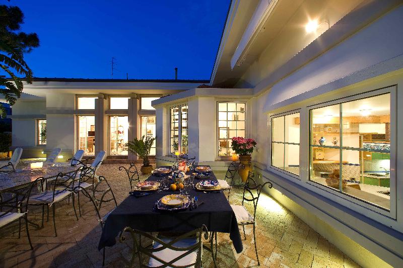 Villa Jewel - Genel