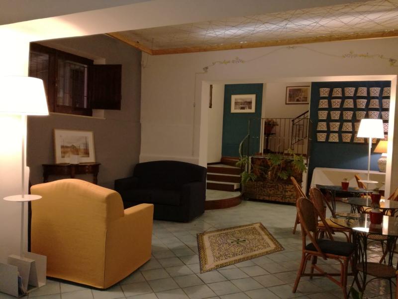 La Piazzetta Hotel - Lobi