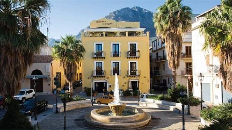 La Piazzetta Hotel - Genel