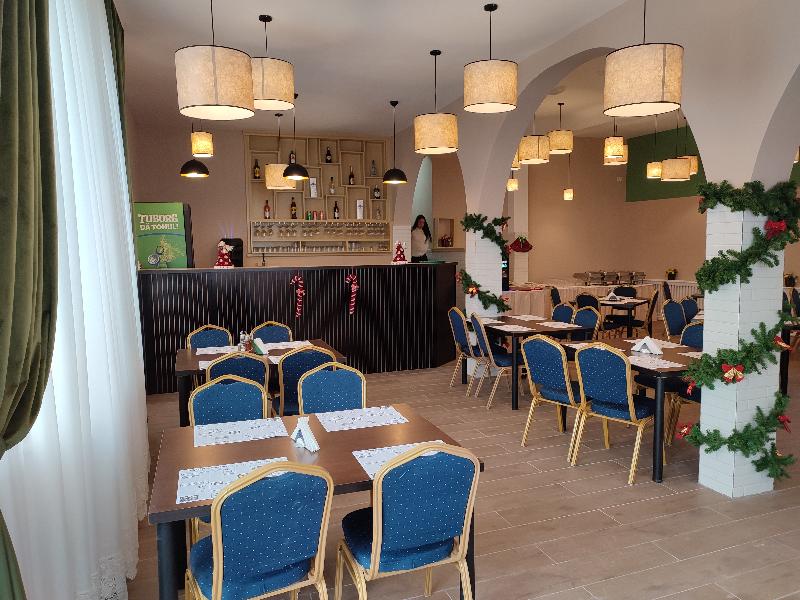 Iri Busteni Hotel - Restoran