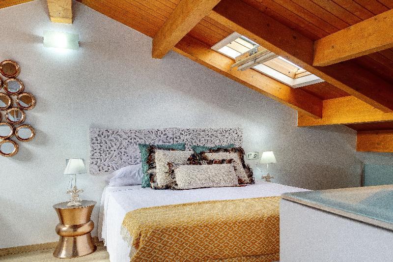 Apartamentos Rua Travesa - Oda