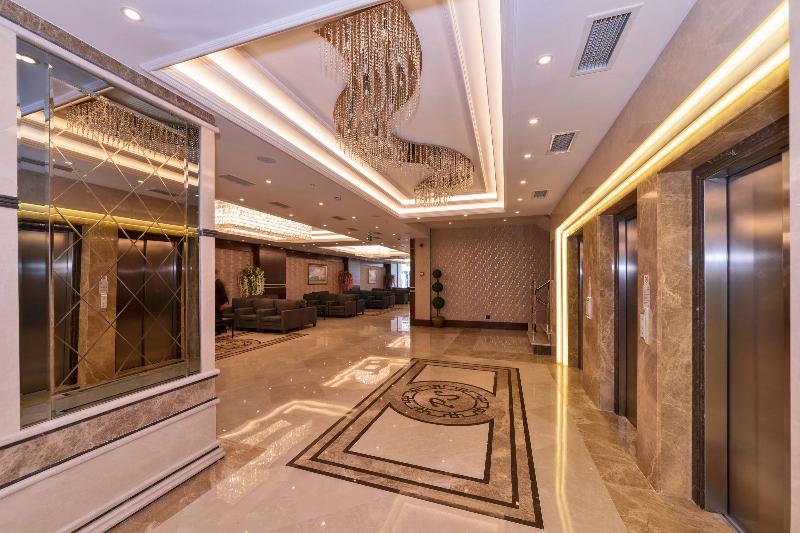 Piya Sport Hotel - Lobi
