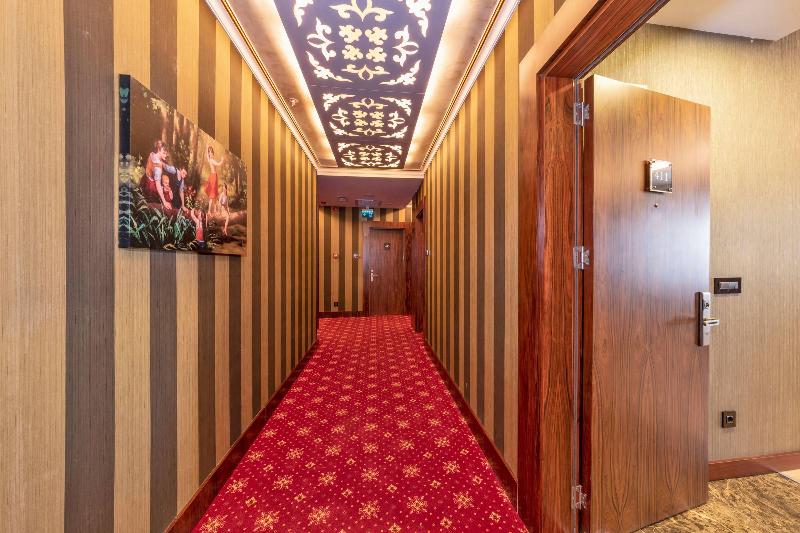 Piya Sport Hotel - Lobi