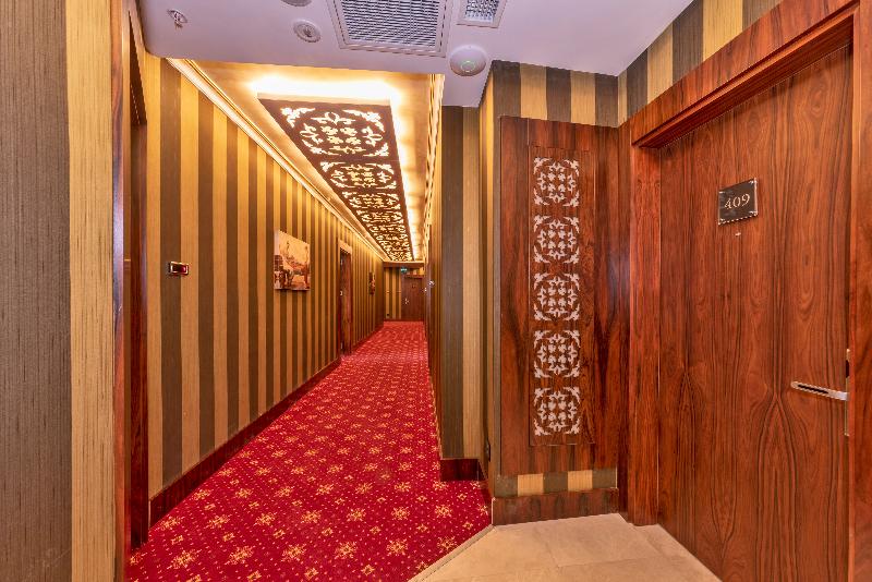 Piya Sport Hotel - Lobi