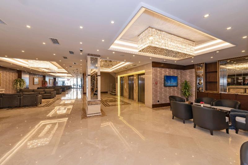 Piya Sport Hotel - Lobi