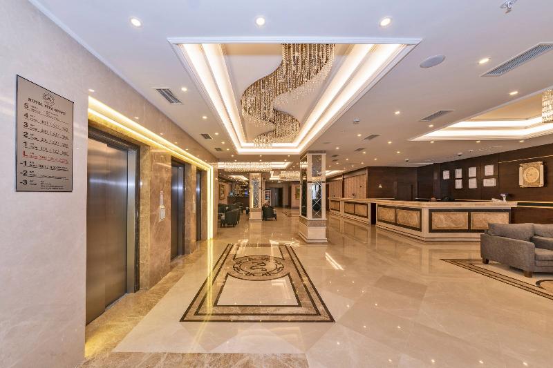 Piya Sport Hotel - Lobi