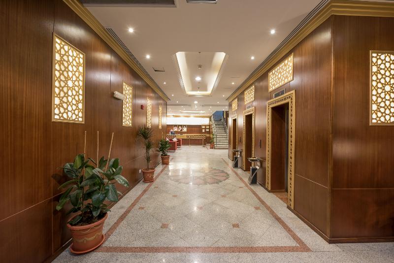 Rawdhat Al Mukhtara hotel - Lobi