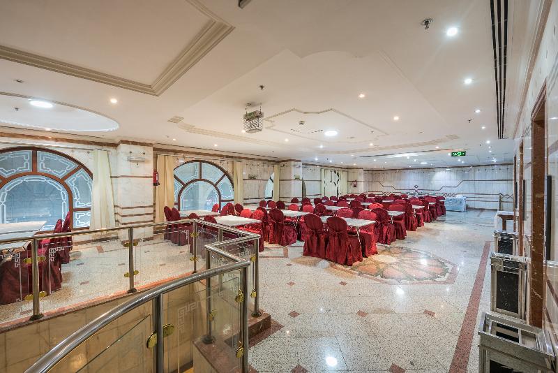 Rawdhat Al Mukhtara hotel - Restoran